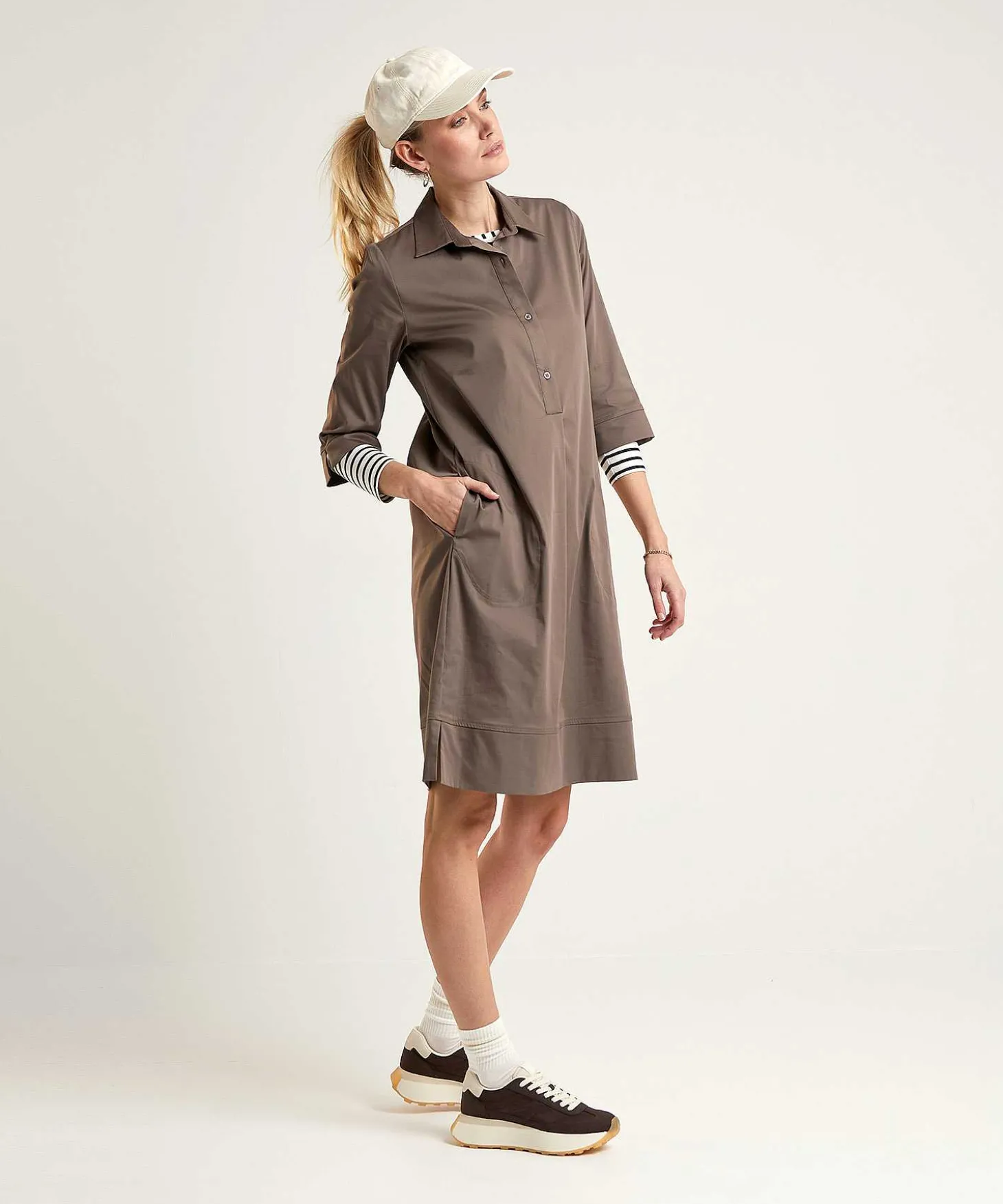 lasalle_shirt_dress_with__3-2.webp Shirt Dress With Side Pockets*LaSalle Sale