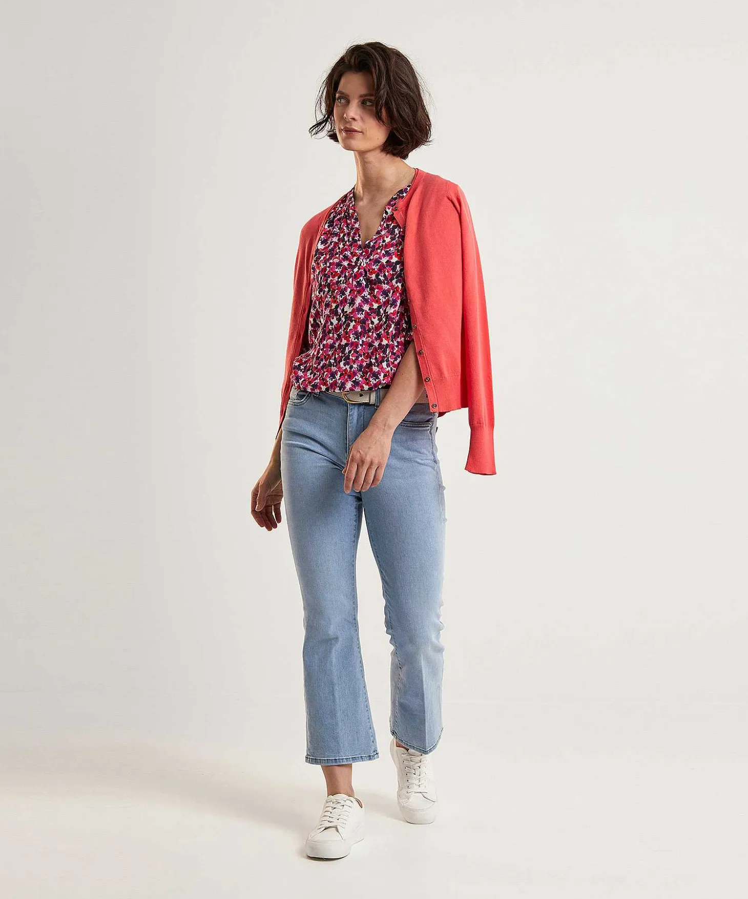 liu_jo_cropped_flared_jea_0.webp Cropped Flared Jeans Authentic Fly*LIU JO Outlet