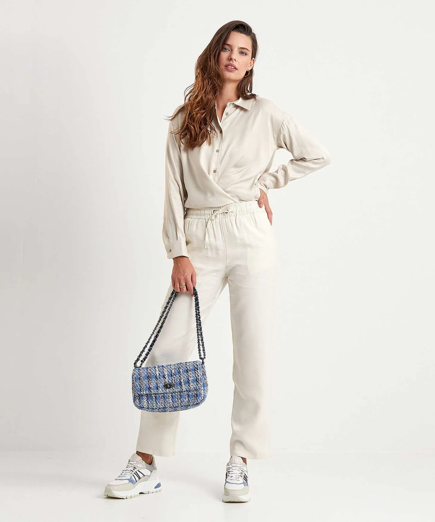 liu_jo_silky_metallic_jog_3.webp Silky Metallic Jogger*LIU JO Outlet
