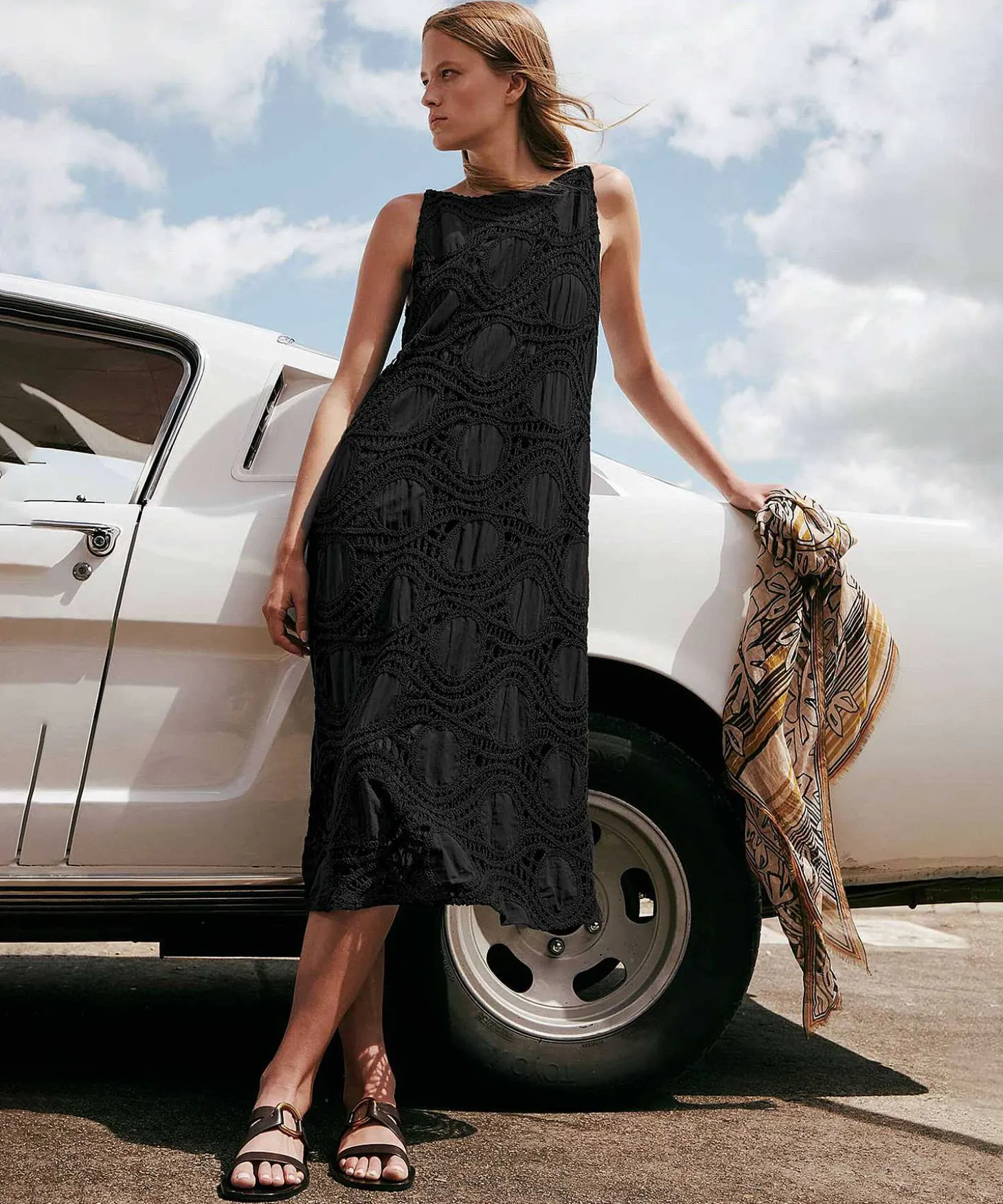 luisa_cerano_crochet_slee_0.webp Crochet Sleeveless Dress*Luisa Cerano Sale