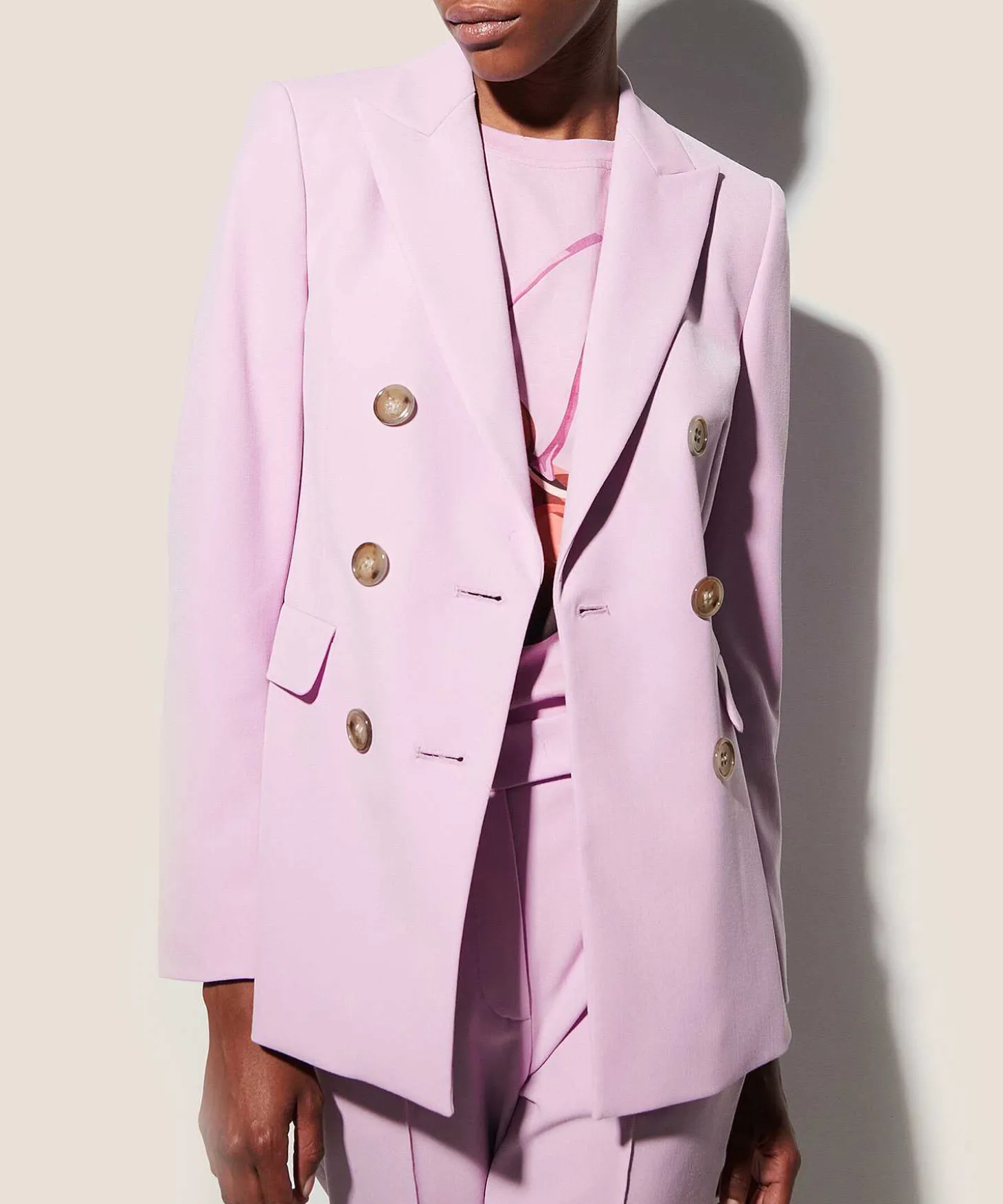 luisa_cerano_doublebreast_1.webp Double-Breasted Blazer*Luisa Cerano Store