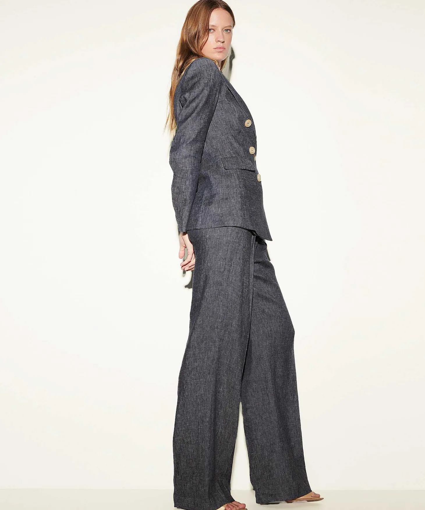 luisa_cerano_linen_mix_bl_1.webp Linen Mix Blazer Denim Look*Luisa Cerano Best
