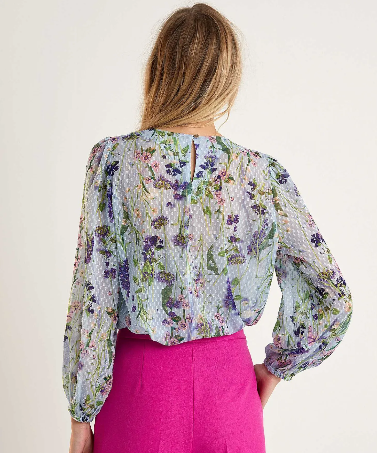 marc_cain_blouse_floral_p_0.webp Marc Cain Blouse Floral Print With Ruffle Edge*Marc Cain Collections Outlet