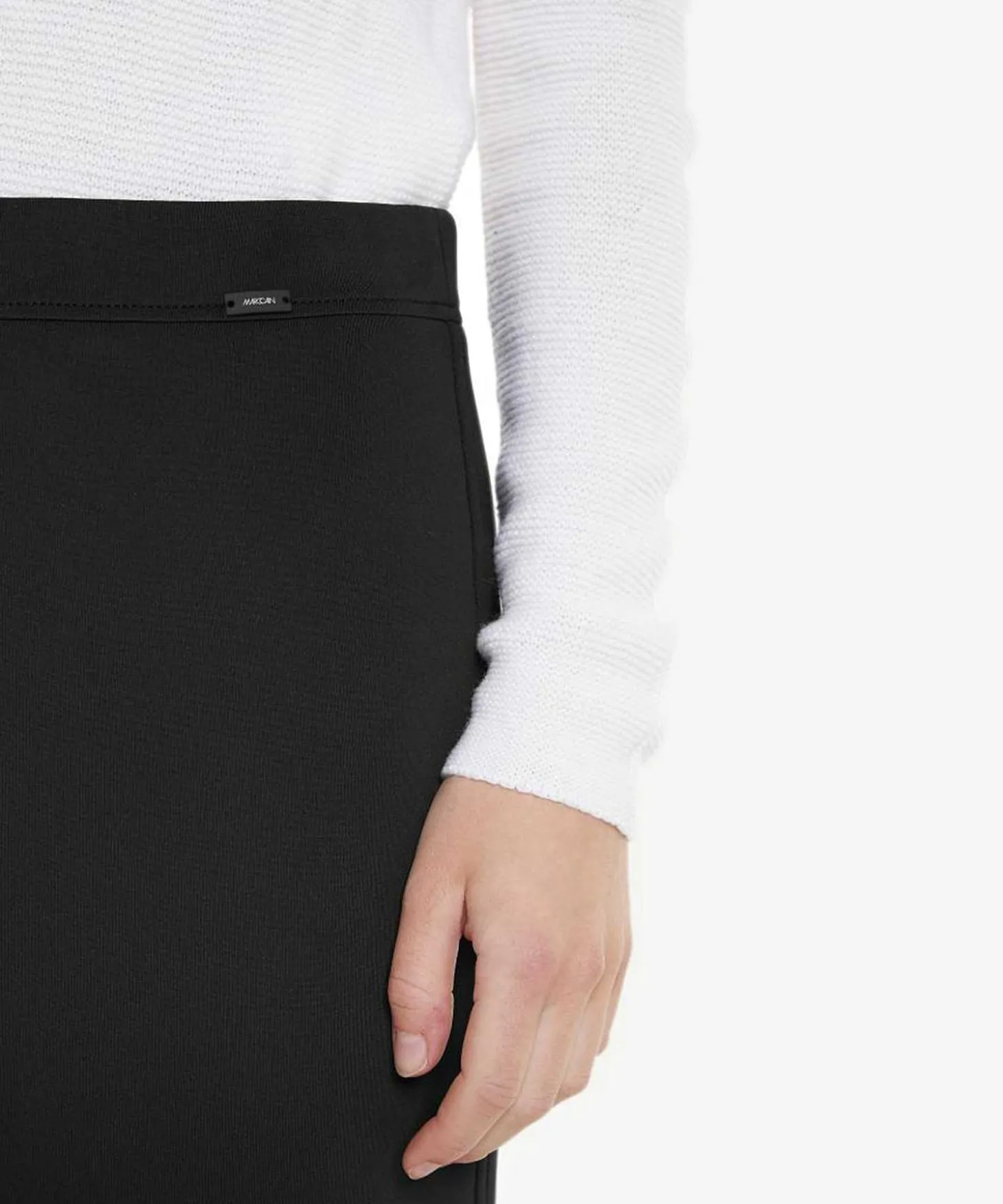 marc_cain_jersey_skirt_st_1-1.webp Marc Cain Jersey Skirt Stretch*Marc Cain Essentials Shop
