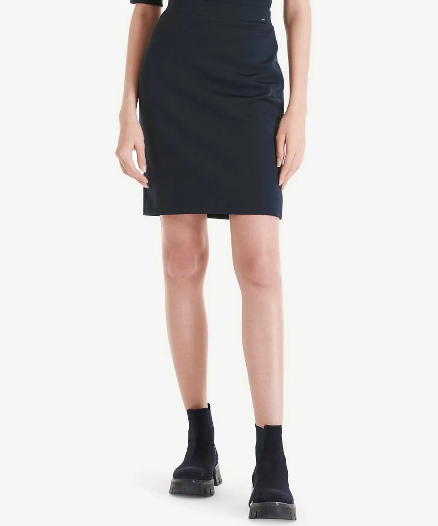 marc_cain_jersey_skirt_st_1.webp Marc Cain Jersey Skirt Stretch*Marc Cain Essentials Flash Sale