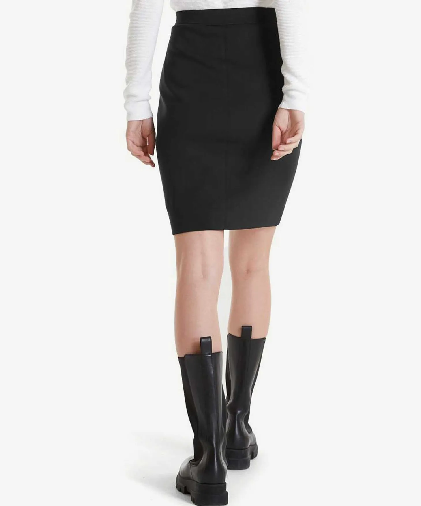 marc_cain_jersey_skirt_st_2-1.webp Marc Cain Jersey Skirt Stretch*Marc Cain Essentials Shop