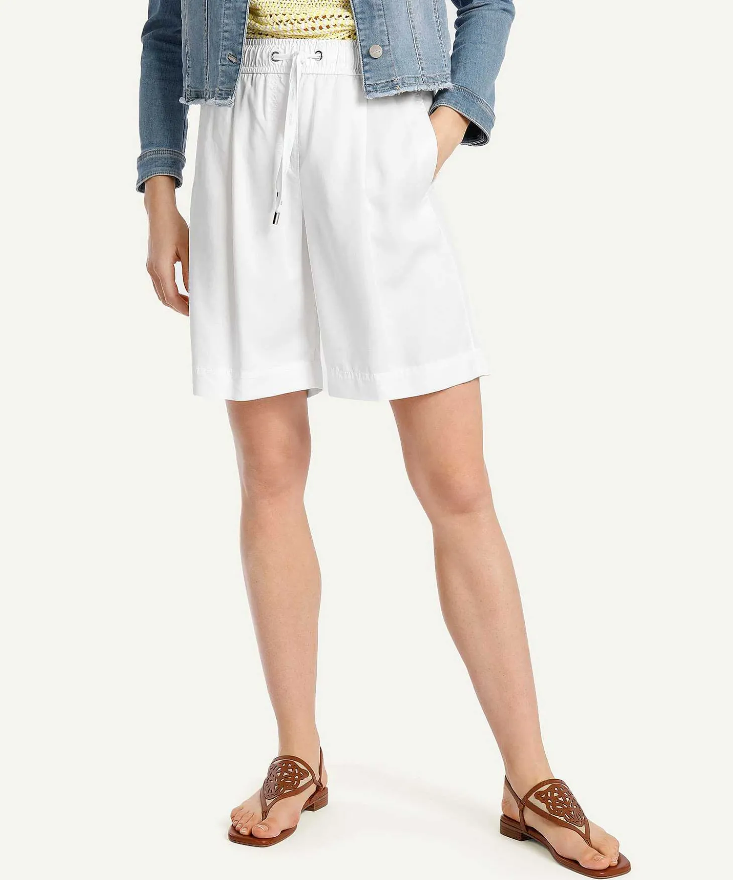 marc_cain_short_witten_2.webp Marc Cain Short Witten*Marc Cain Pants Clearance