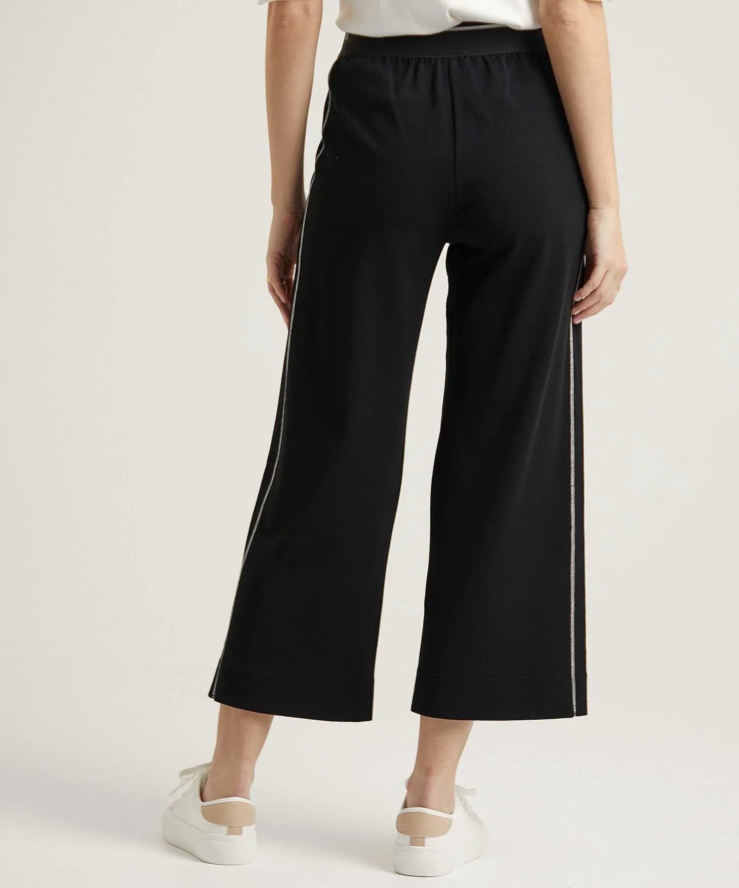 marc_cain_sports_cropped__3-5.webp Cropped Pants Jersey*Marc Cain Sports Fashion