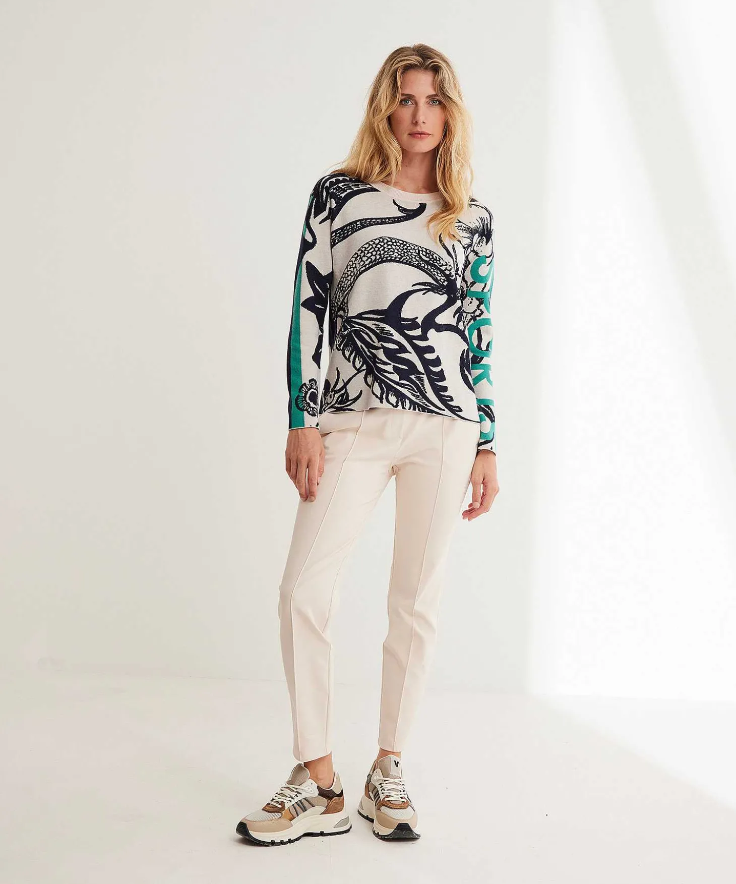 marc_cain_sports_jacquard_2-2.webp Jacquard Sweater With Floral Print And Trim*Marc Cain Sports Hot