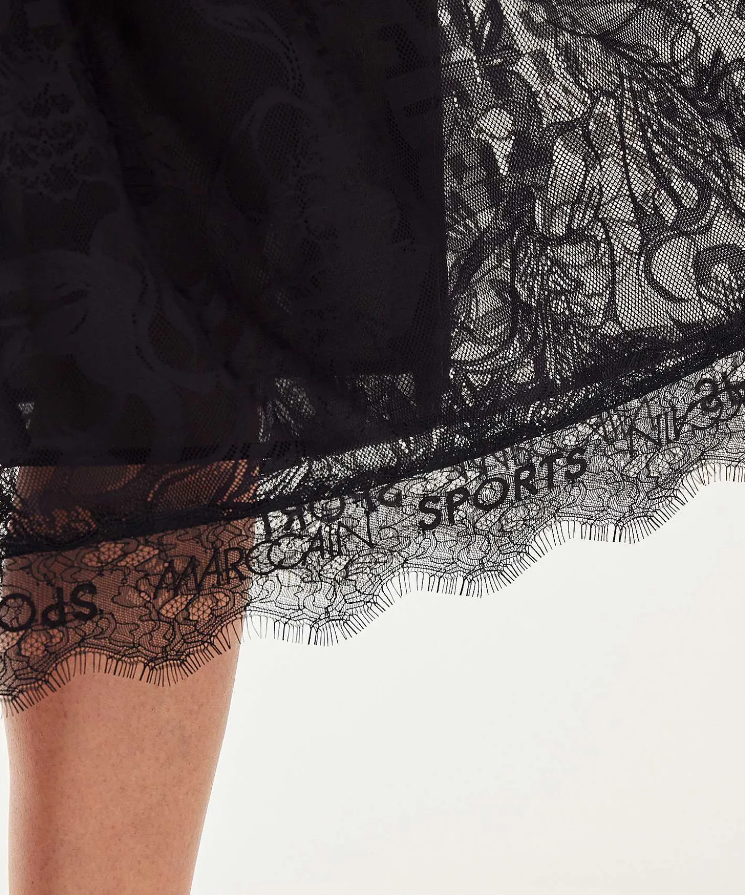 marc_cain_sports_lace_ski_3.webp Lace Skirt*Marc Cain Sports Outlet
