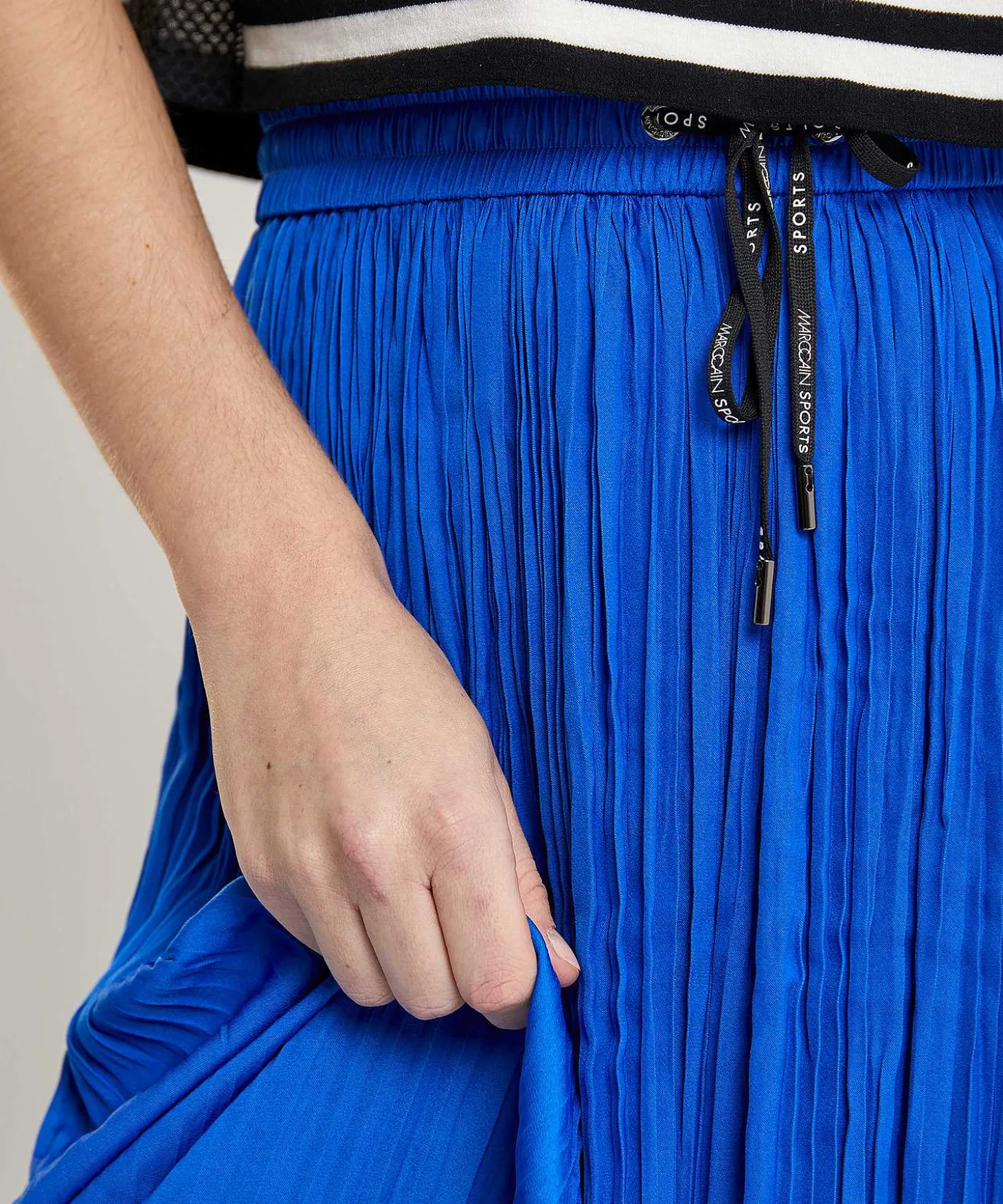 marc_cain_sports_pleated__2-1.webp Pleated Skirt*Marc Cain Sports Store