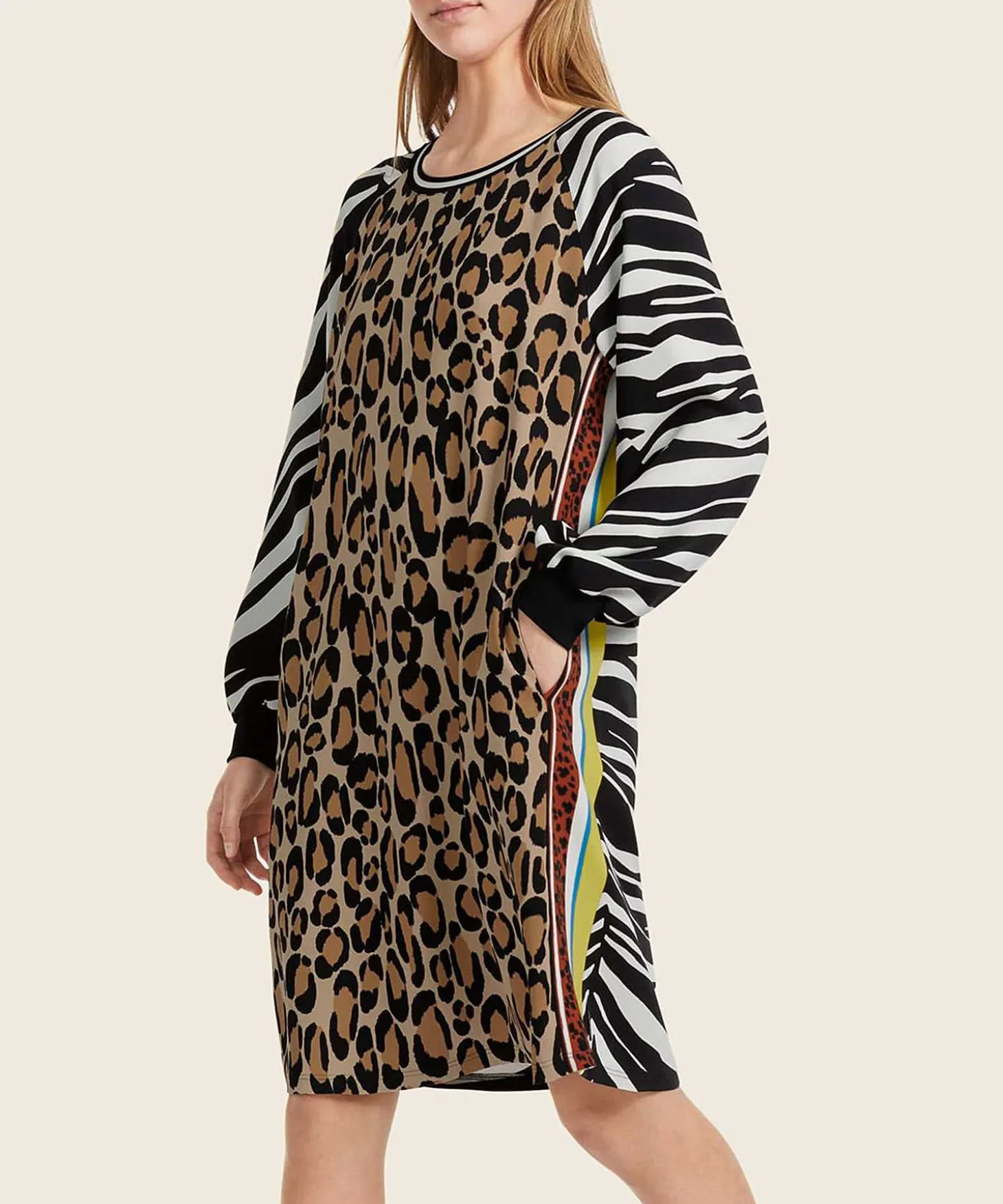 marc_cain_sports_scuba_dr_3.webp Scuba Dress Mixed Animal*Marc Cain Sports New