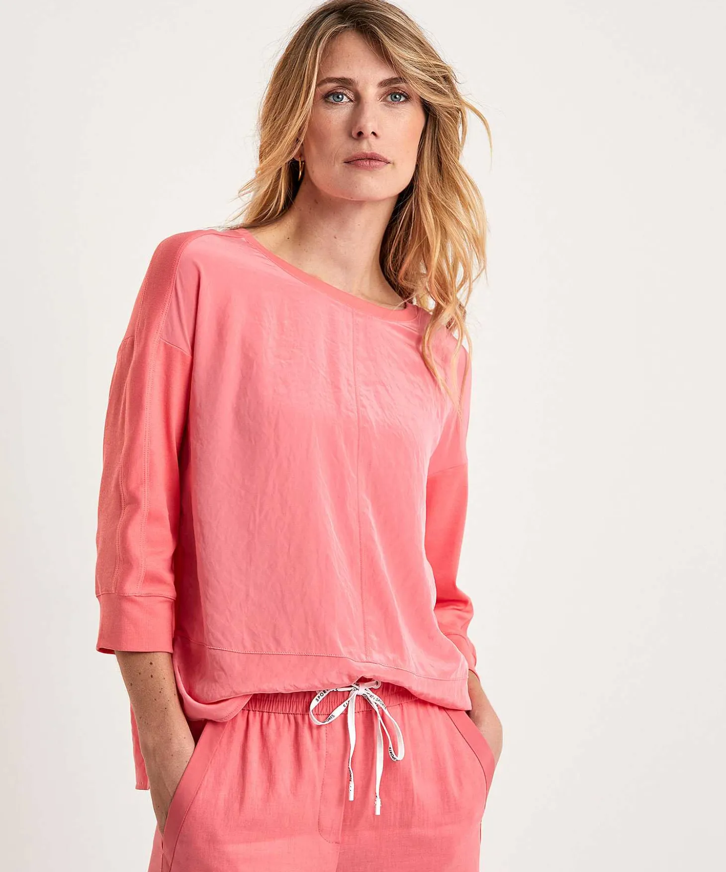 marc_cain_sports_shirt_si_1.webp Shirt Silky Front*Marc Cain Sports Online