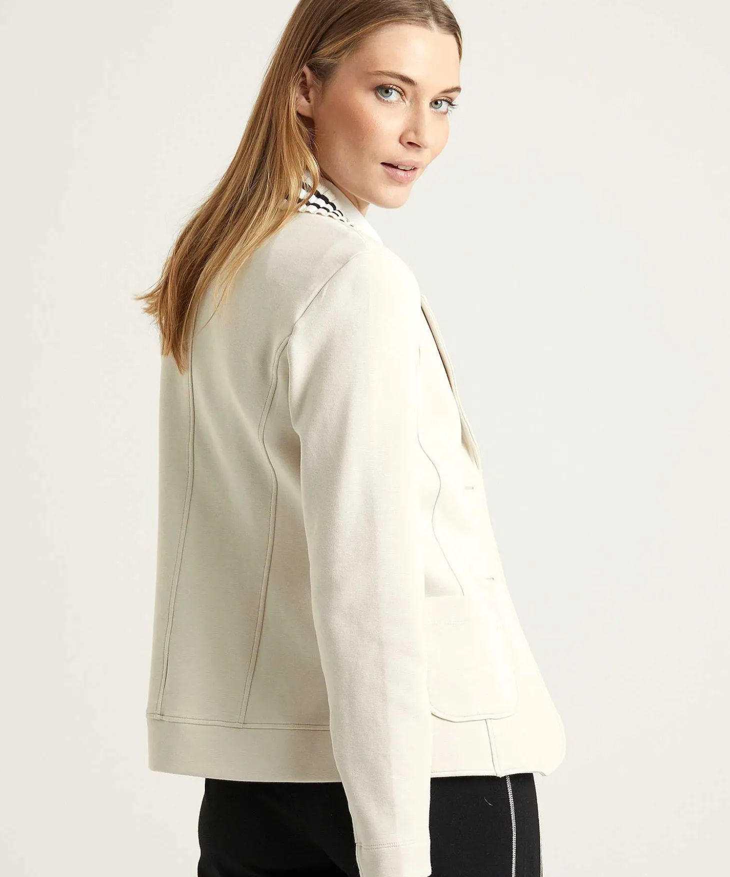 marc_cain_sports_sweat_bl_3.webp Sweat Blazer*Marc Cain Sports Online