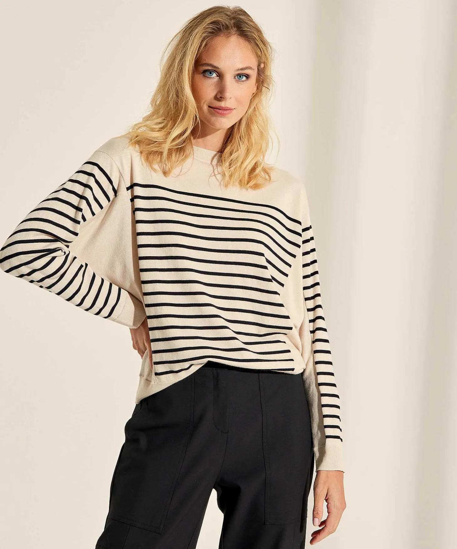 marc_cain_sports_sweater__3-5.webp Sweater Stripe Batwing Sleeve Wool Mix*Marc Cain Sports Best