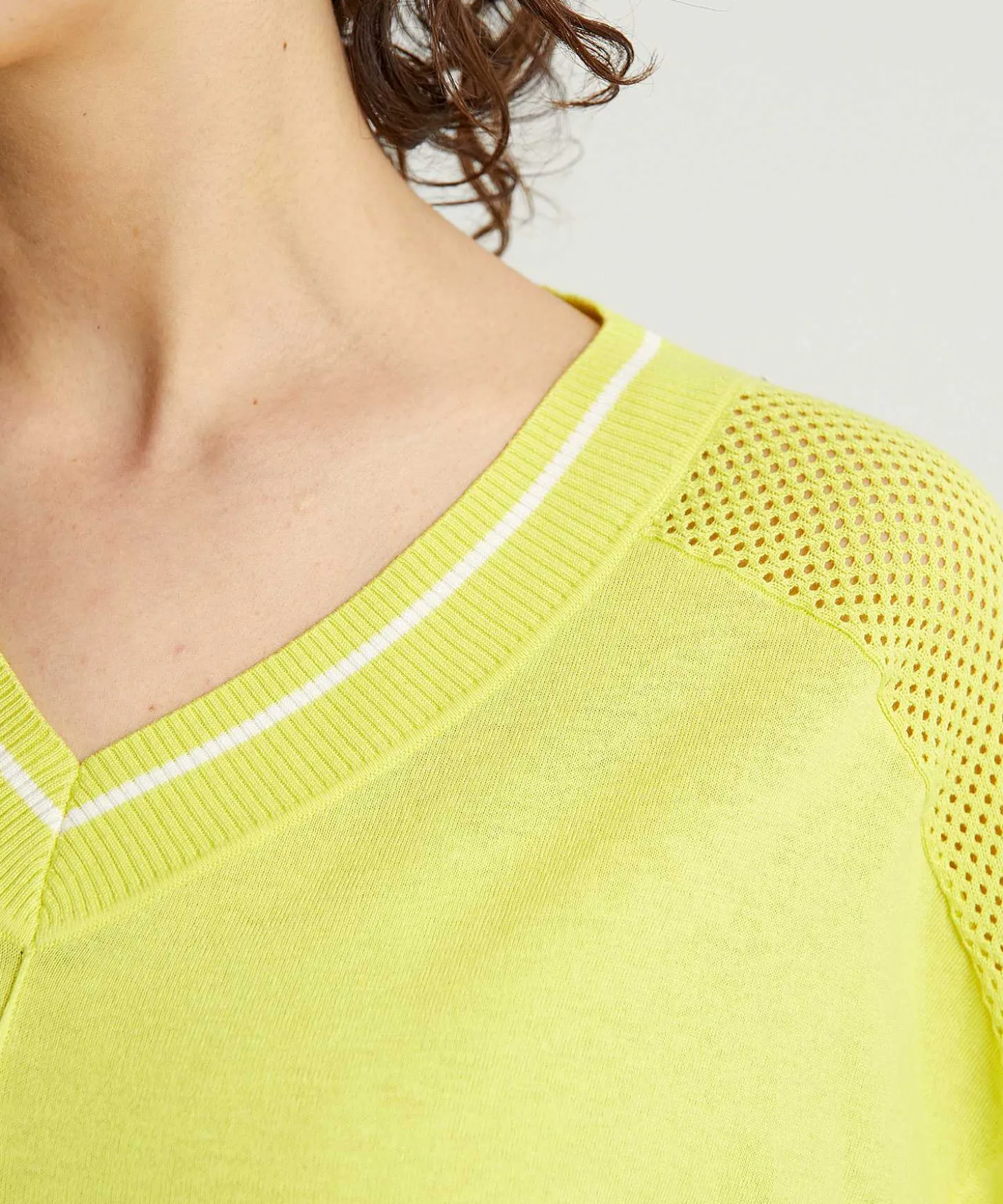 marc_cain_sports_sweater__3.webp Sweater With Mesh*Marc Cain Sports Sale