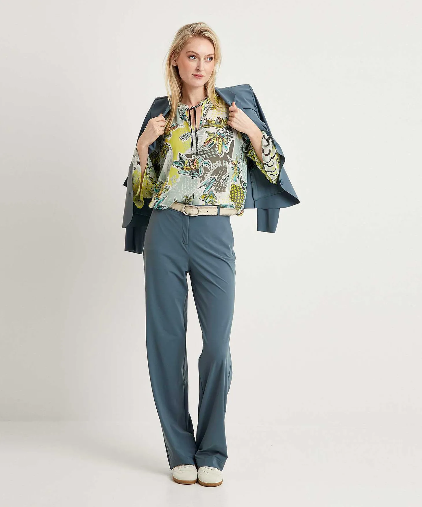 marc_cain_sports_transpar_2.webp Transparent Blouse Floral Print*Marc Cain Sports Best