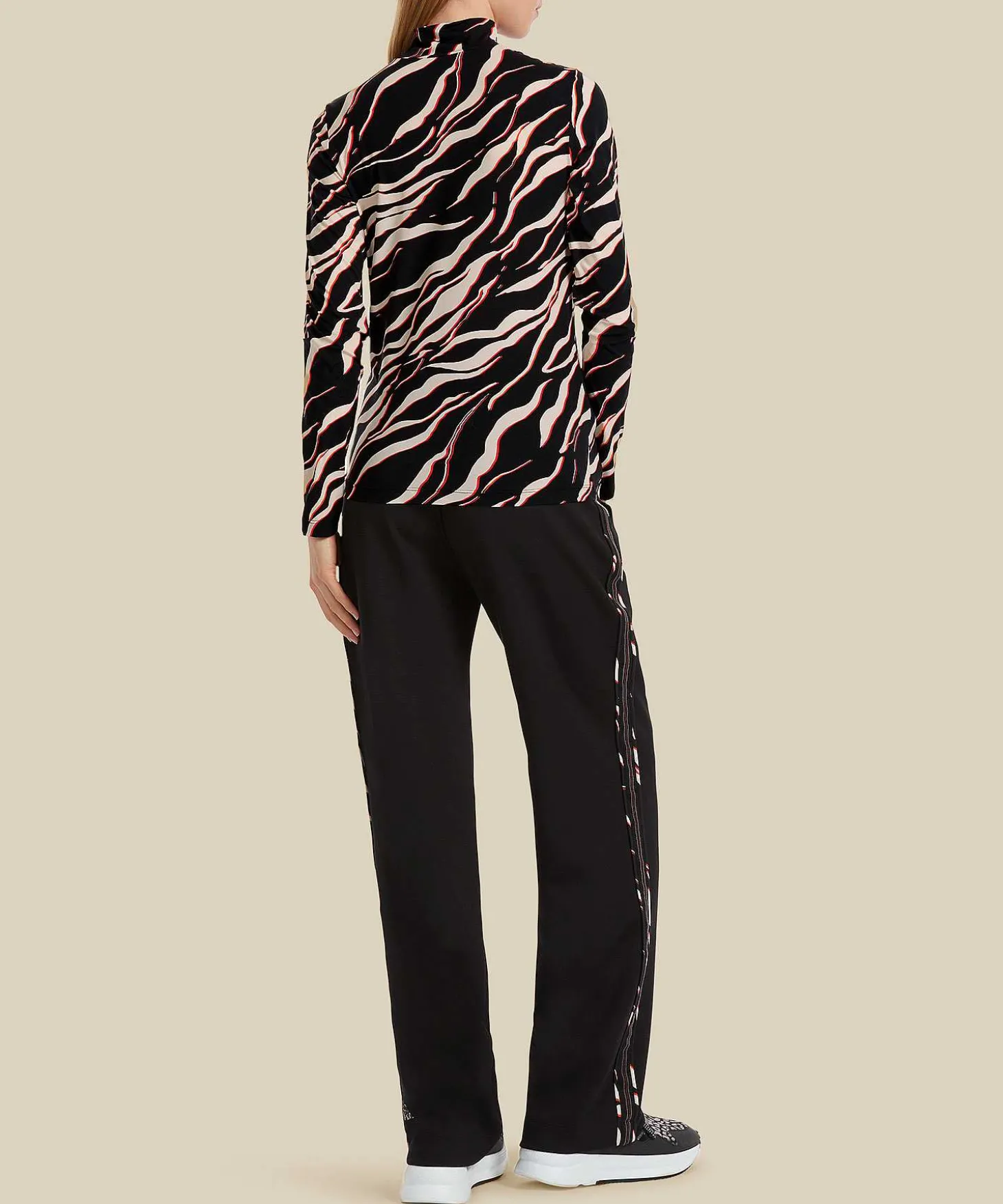 marc_cain_sports_turtlene_0.webp Turtleneck Zebra Print Panty-Feel*Marc Cain Sports Flash Sale