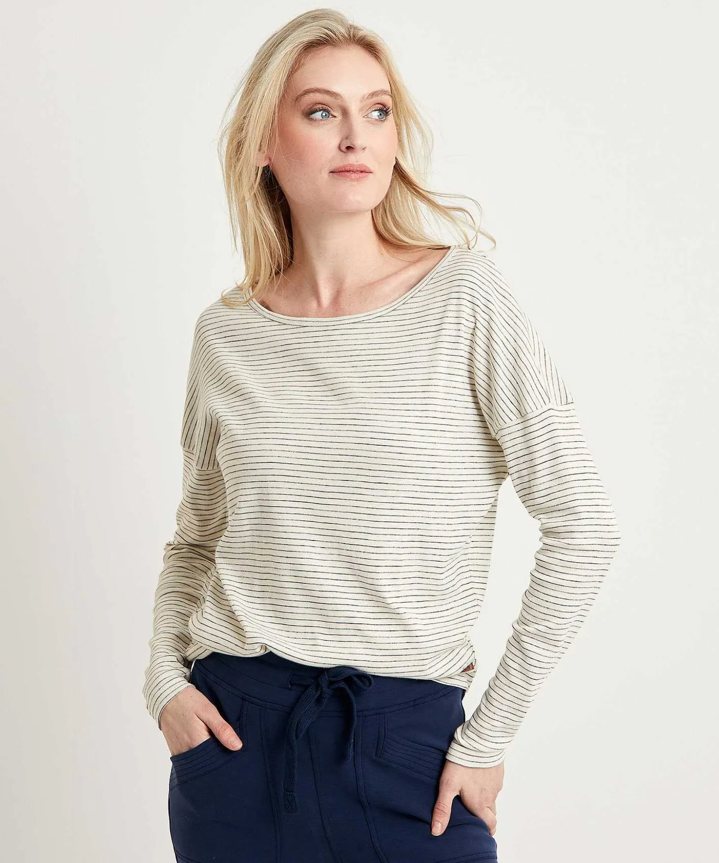 moscow_shirt_with_doli_st_0.webp Shirt With Doli Stripe*Moscow Best
