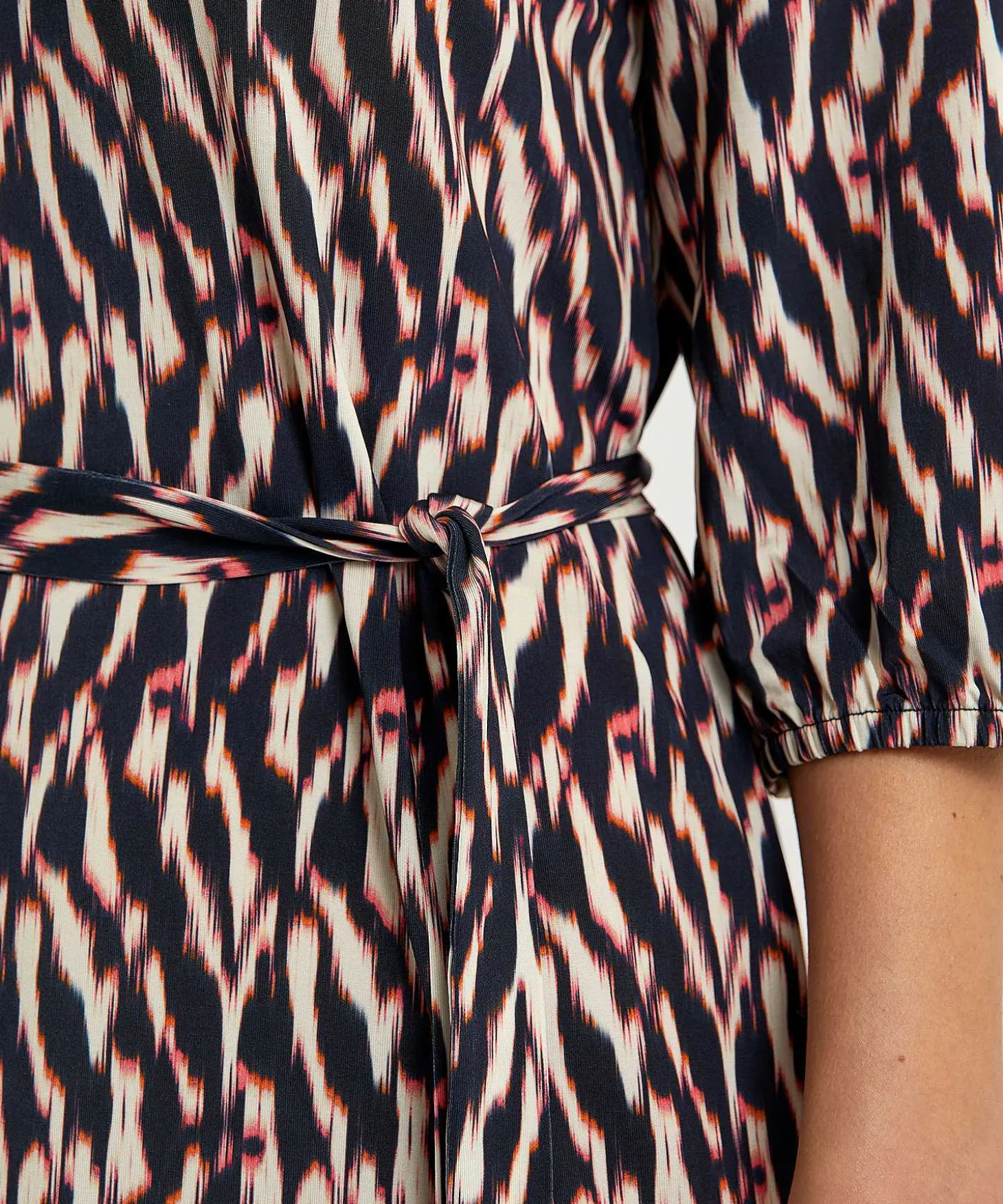 no_mans_land_slinky_dress_3.webp Slinky Dress Blurry Print*No Man's Land Best Sale
