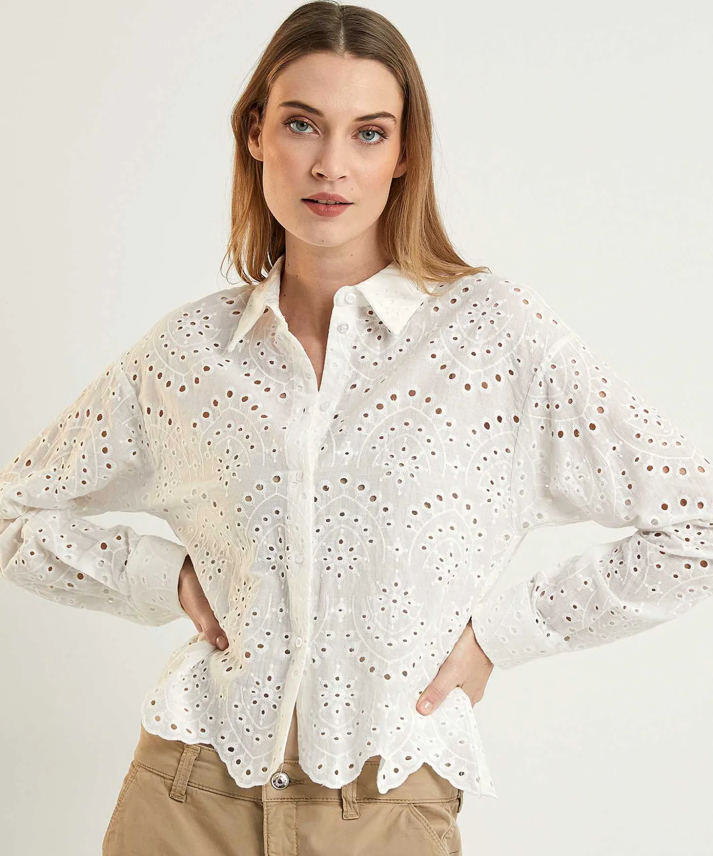 oui_ajour_blouse_1.webp Ajour Blouse*OUI Online