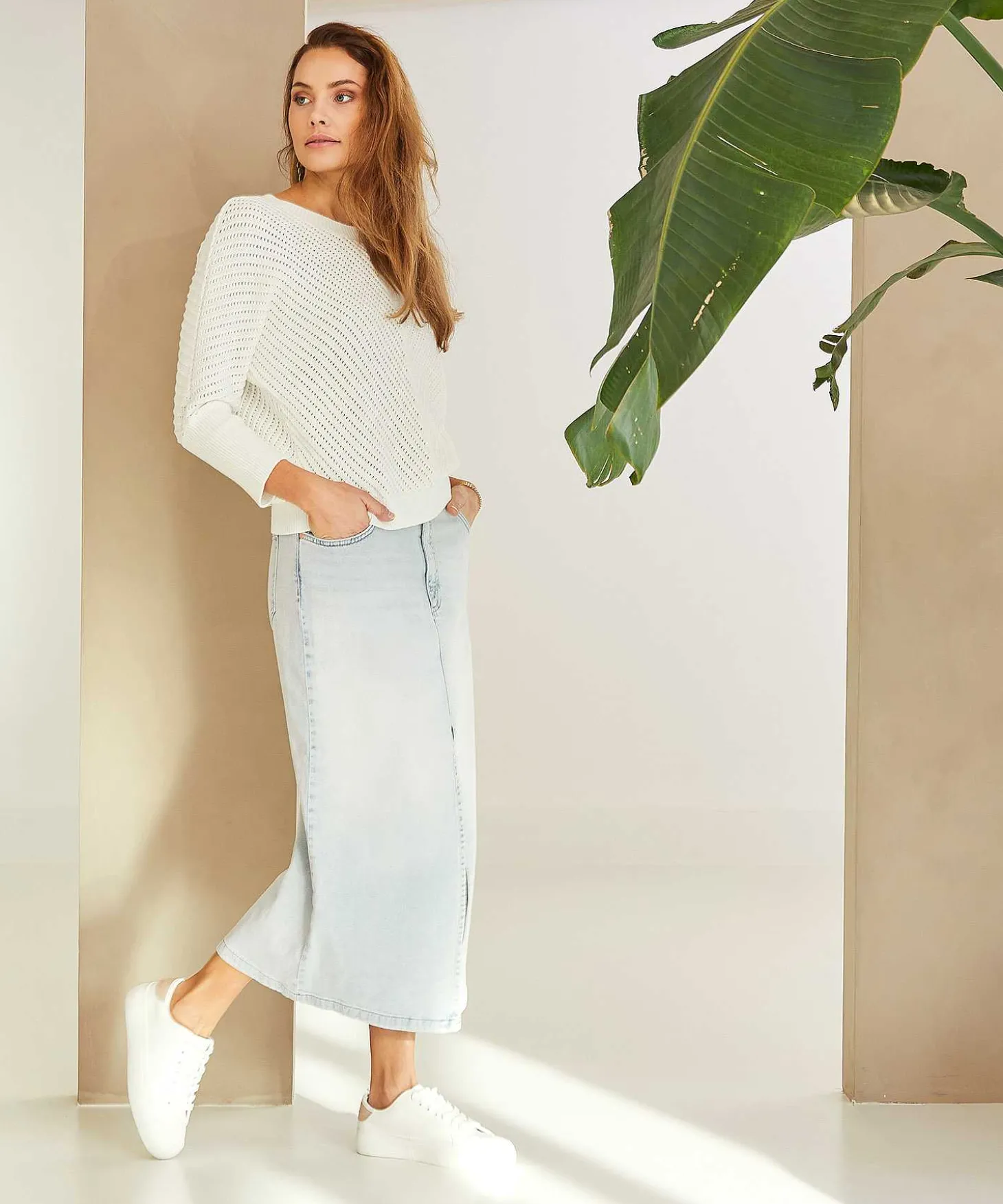 oui_denim_skirt_with_spli_0.webp Denim Skirt With Split*OUI Outlet