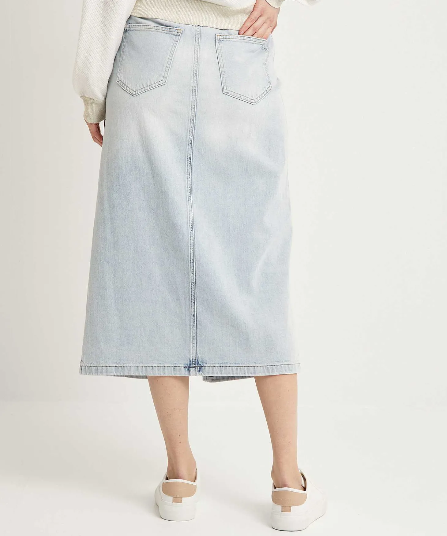 oui_denim_skirt_with_spli_1.webp Denim Skirt With Split*OUI Outlet