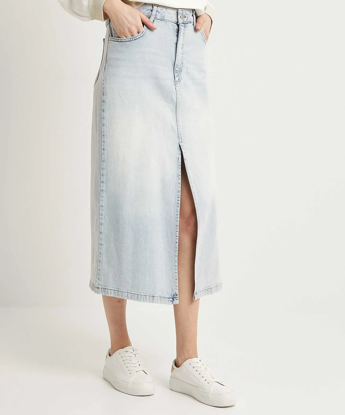 oui_denim_skirt_with_spli_3.webp Denim Skirt With Split*OUI Outlet