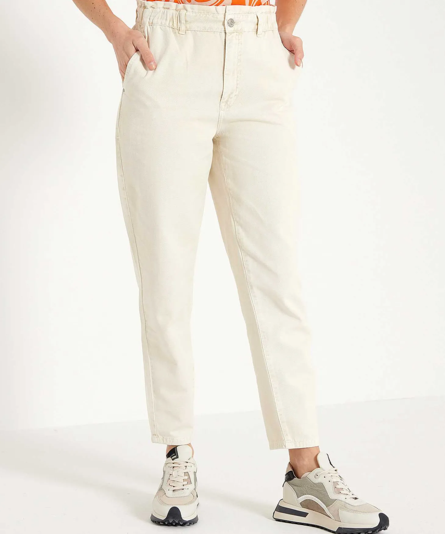 oui_paperbag_jeans_1.webp Paperbag Jeans*OUI Store