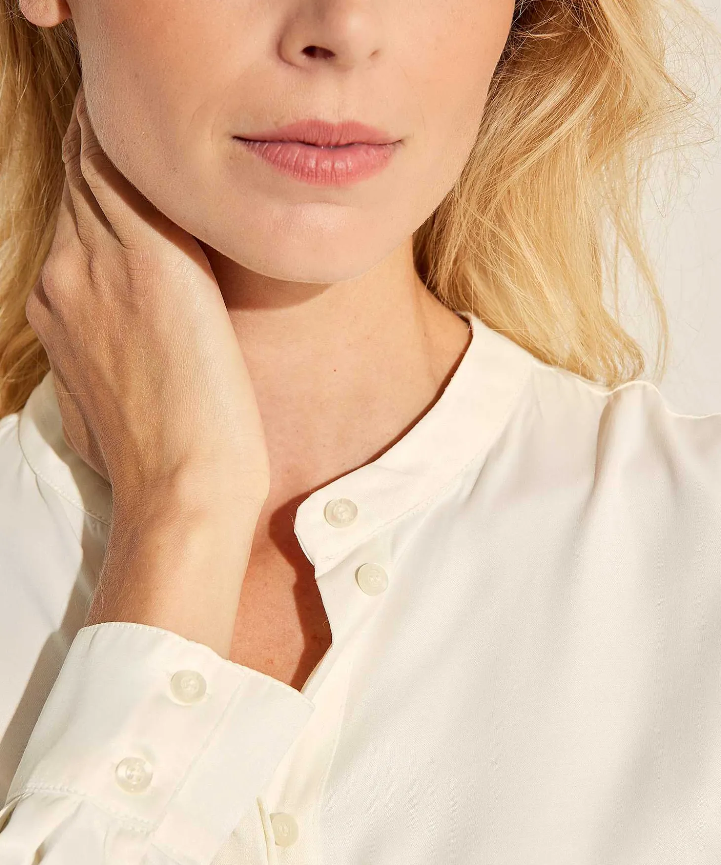 oui_silky_tunic_blouse_1.webp Silky Tunic Blouse*OUI Cheap