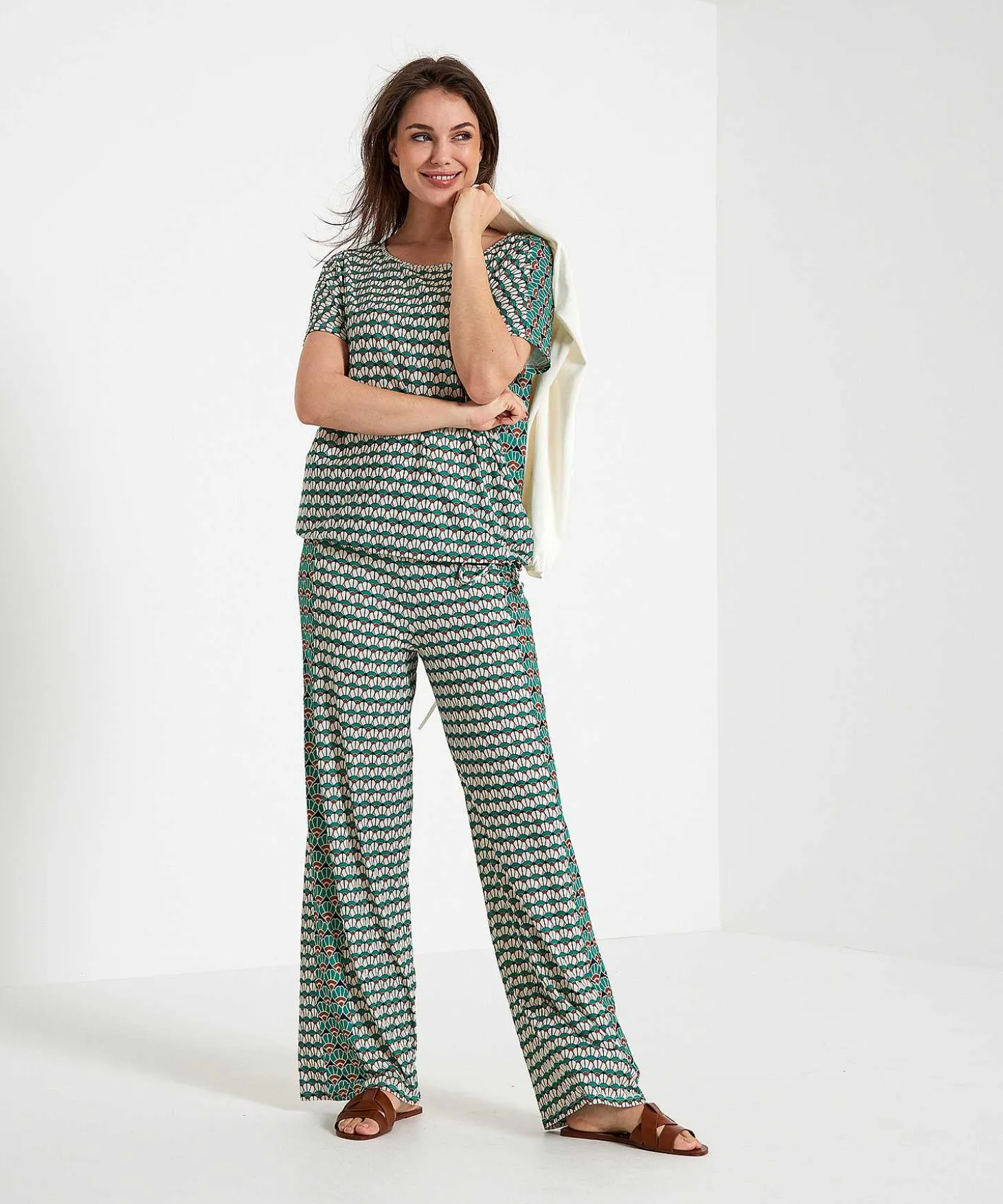 oui_slinky_shirt_retropri_3.webp Slinky Shirt Retroprint Drawstring*OUI Hot