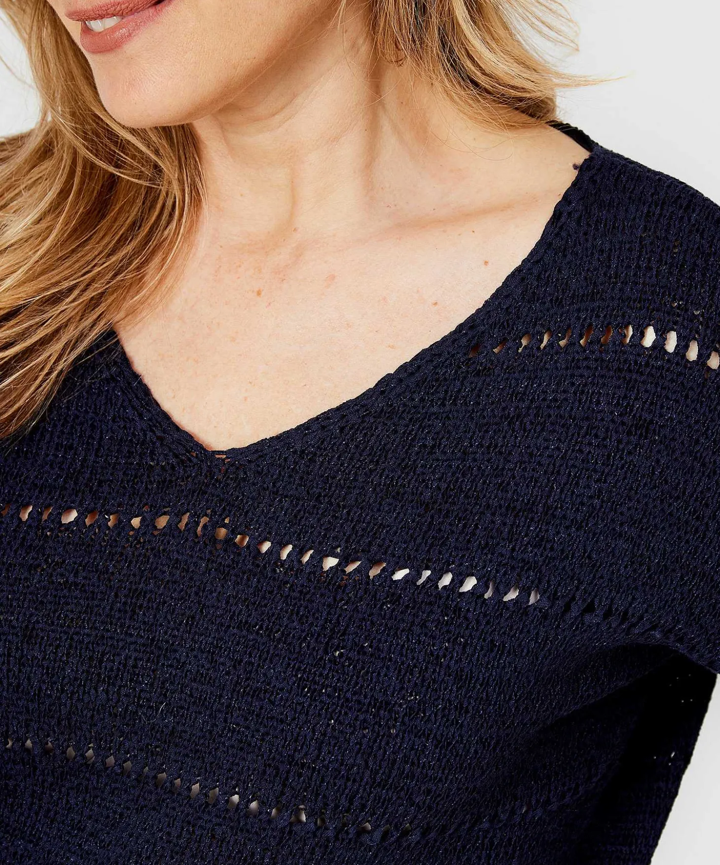 ribbon_yarn_sweater_ajou_3.webp Ribbon Yarn Sweater Ajour** New