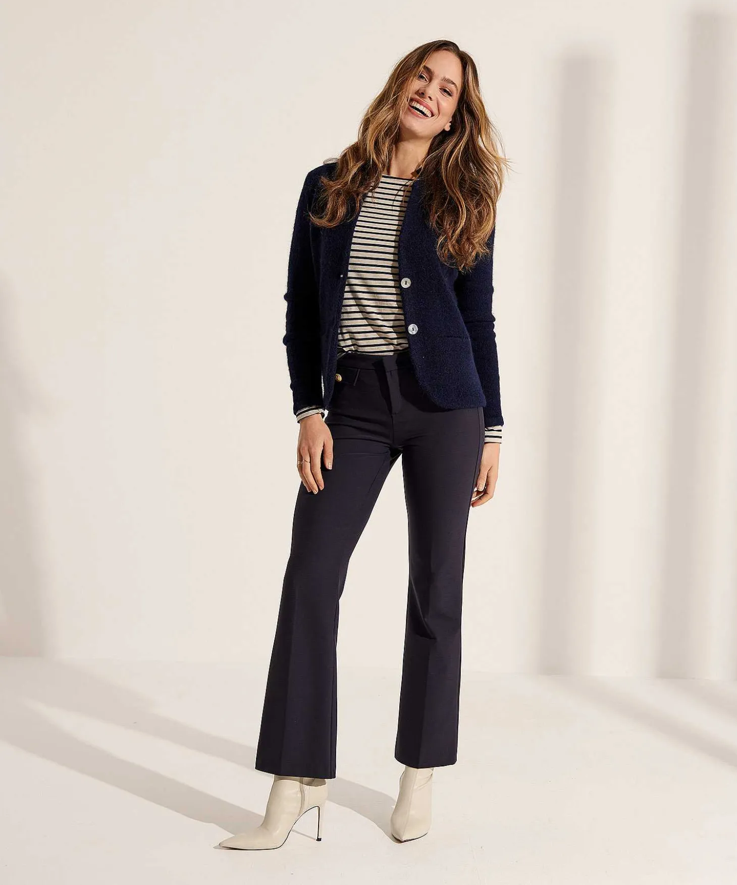 rosner_flared_pants_winte_0-1.webp Flared Pants Winter Techno Alisa*Rosner Best