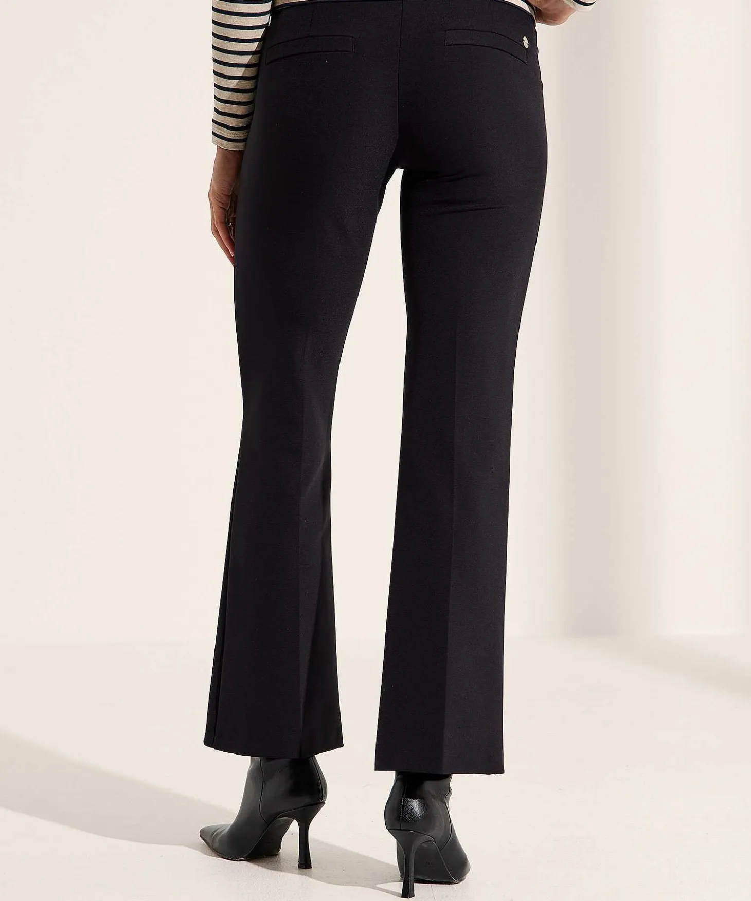 rosner_flared_pants_winte_0-2.webp Flared Pants Winter Techno Alisa*Rosner Outlet