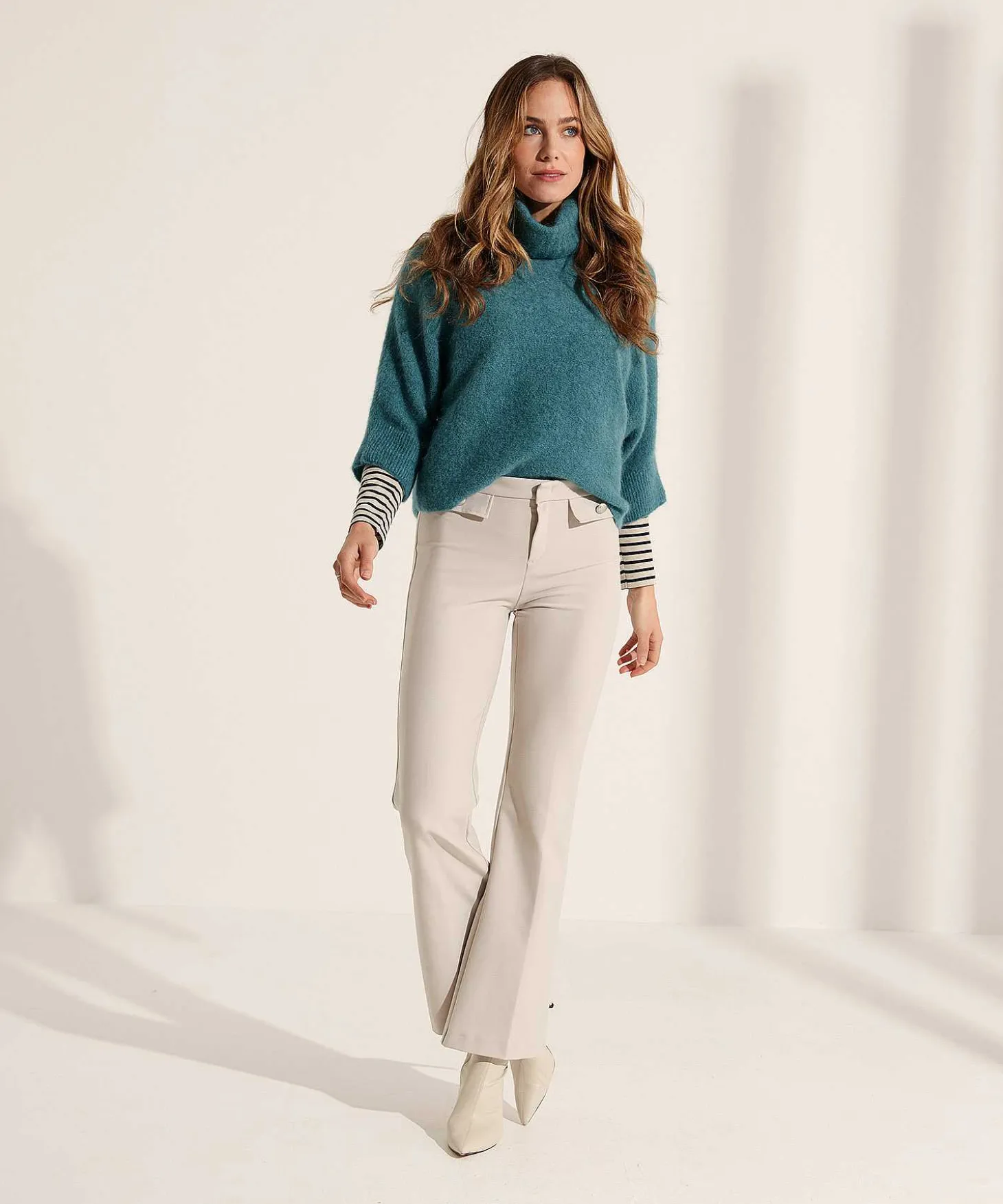 rosner_flared_pants_winte_0.webp Flared Pants Winter Techno Alisa*Rosner Outlet
