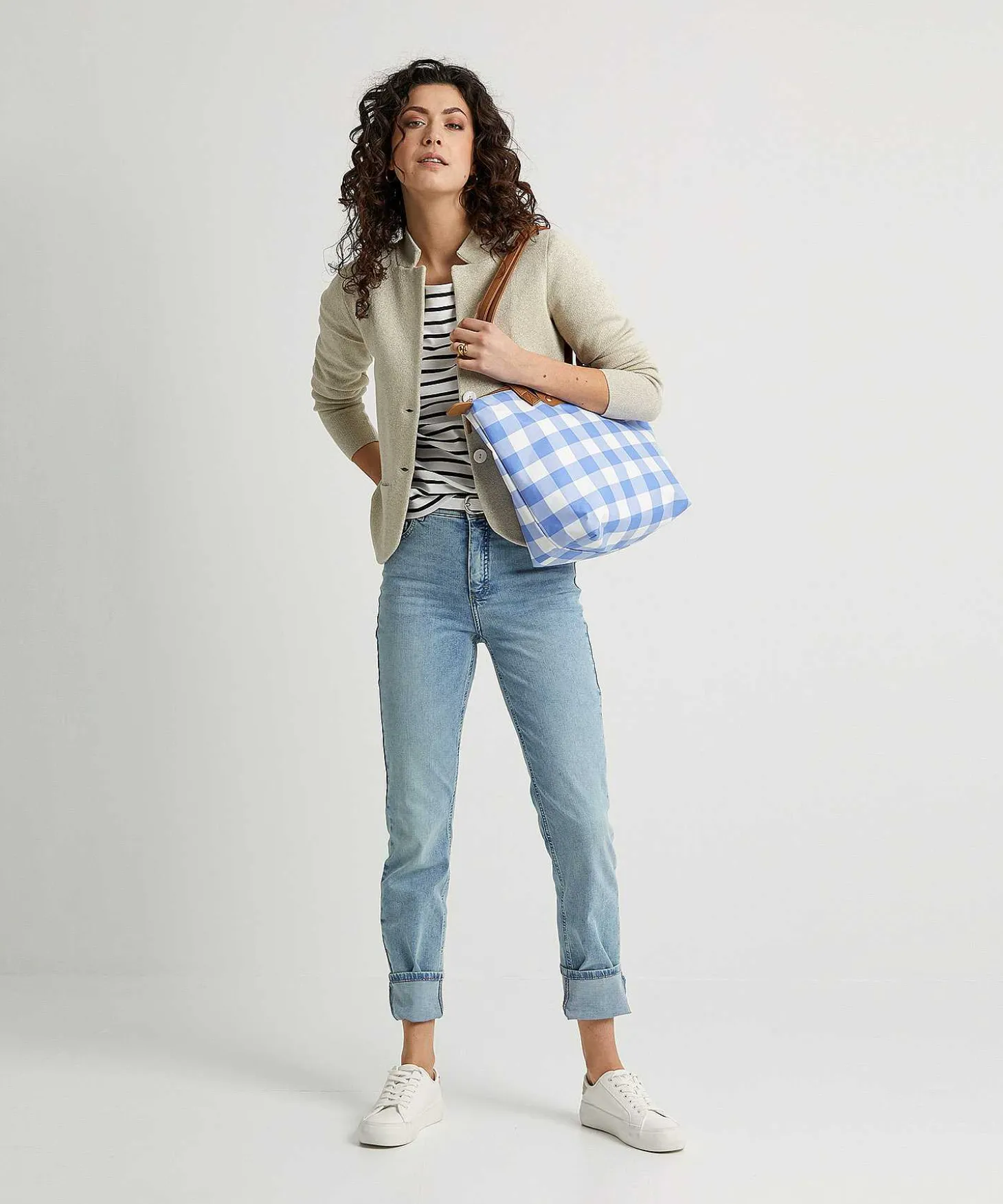 rosner_jeans_audrey__1.webp Jeans Audrey 1*Rosner Best