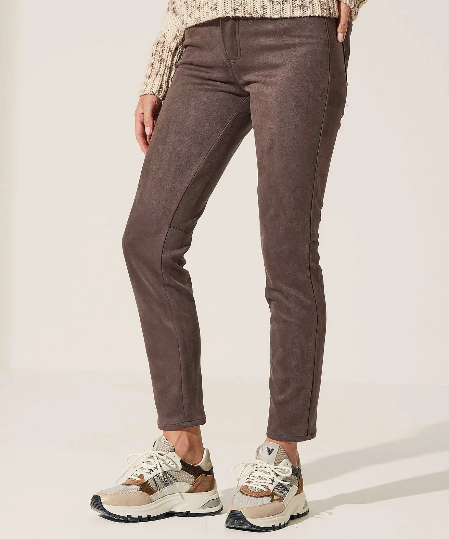 rosner_suedine_trousers_a_1-1.webp Suedine Trousers Audrey 2*Rosner Clearance