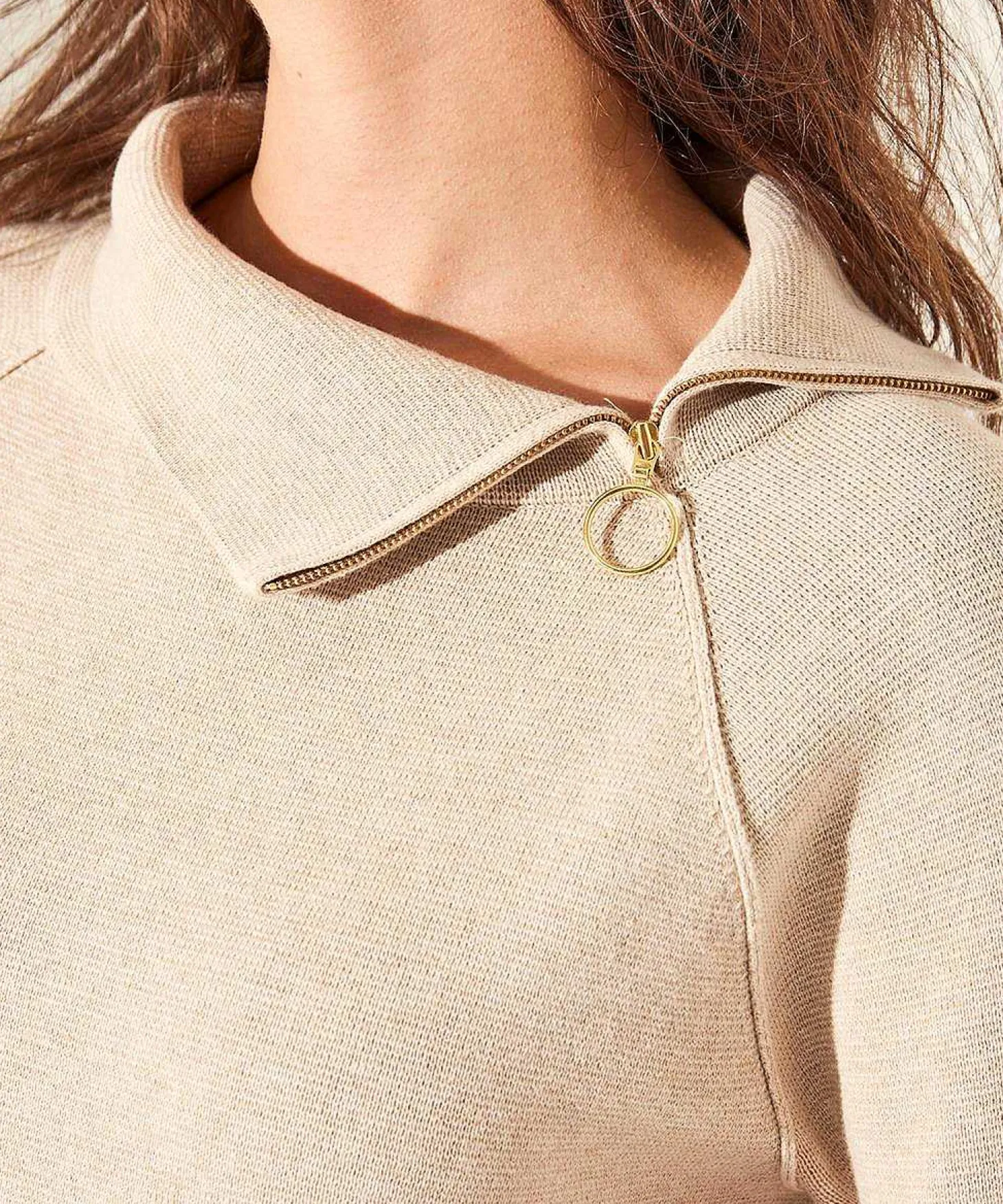 sweater_asymmetrical_zip_0-1.webp Sweater Asymmetrical Zipper Punta Knit** Best