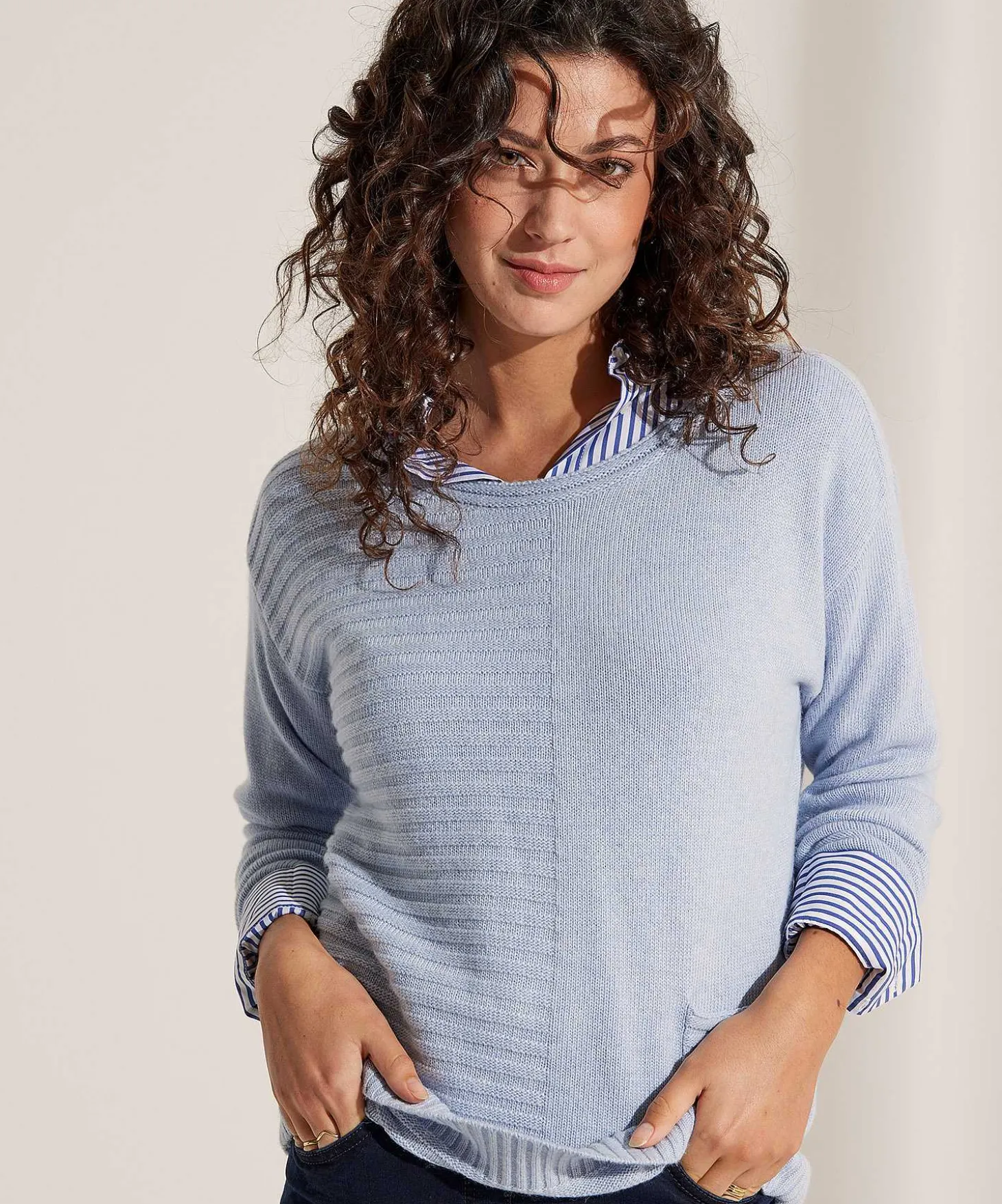 sweater_round_neck_with__3.webp Sweater Round Neck With Pocket** Cheap
