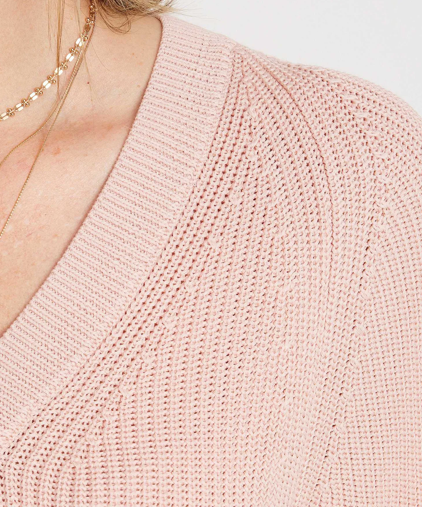 sweater_vneck_2-2.webp Sweater V-Neck** Cheap