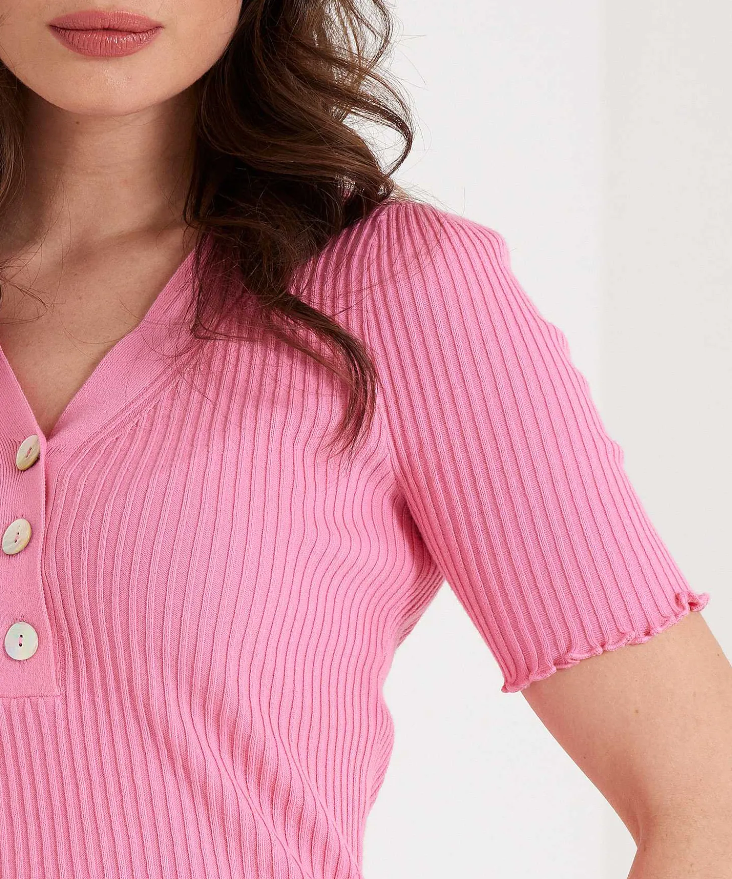 sweater_vneck_ribknit_2-1.webp Sweater V-Neck Ribknit** Sale