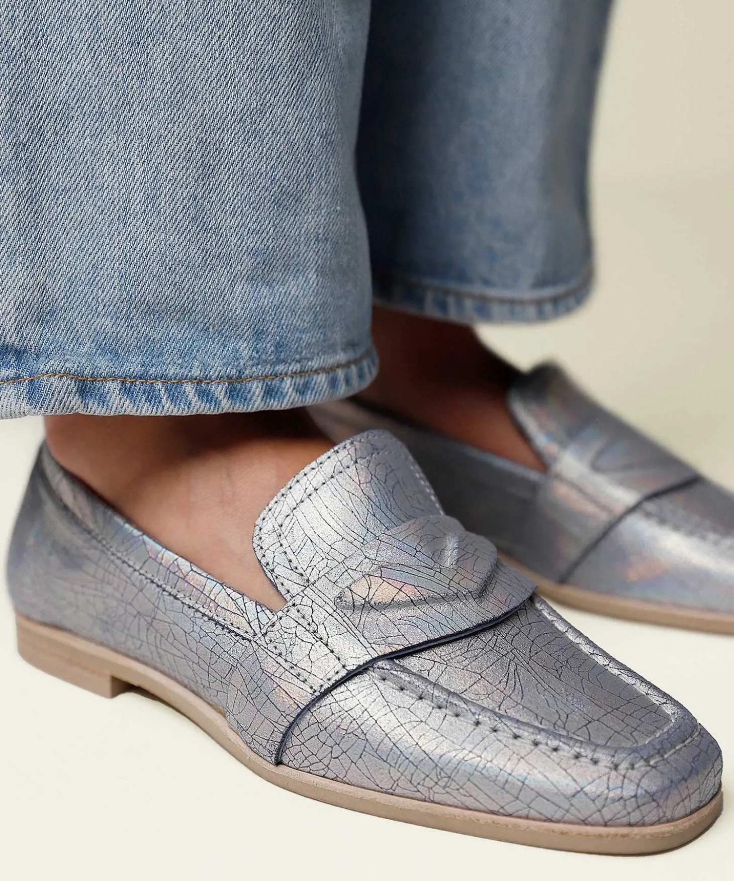 via_vai_metallic_loafer_c_3-1.webp Metallic Loafer Chiara Ray*VIA VAI New