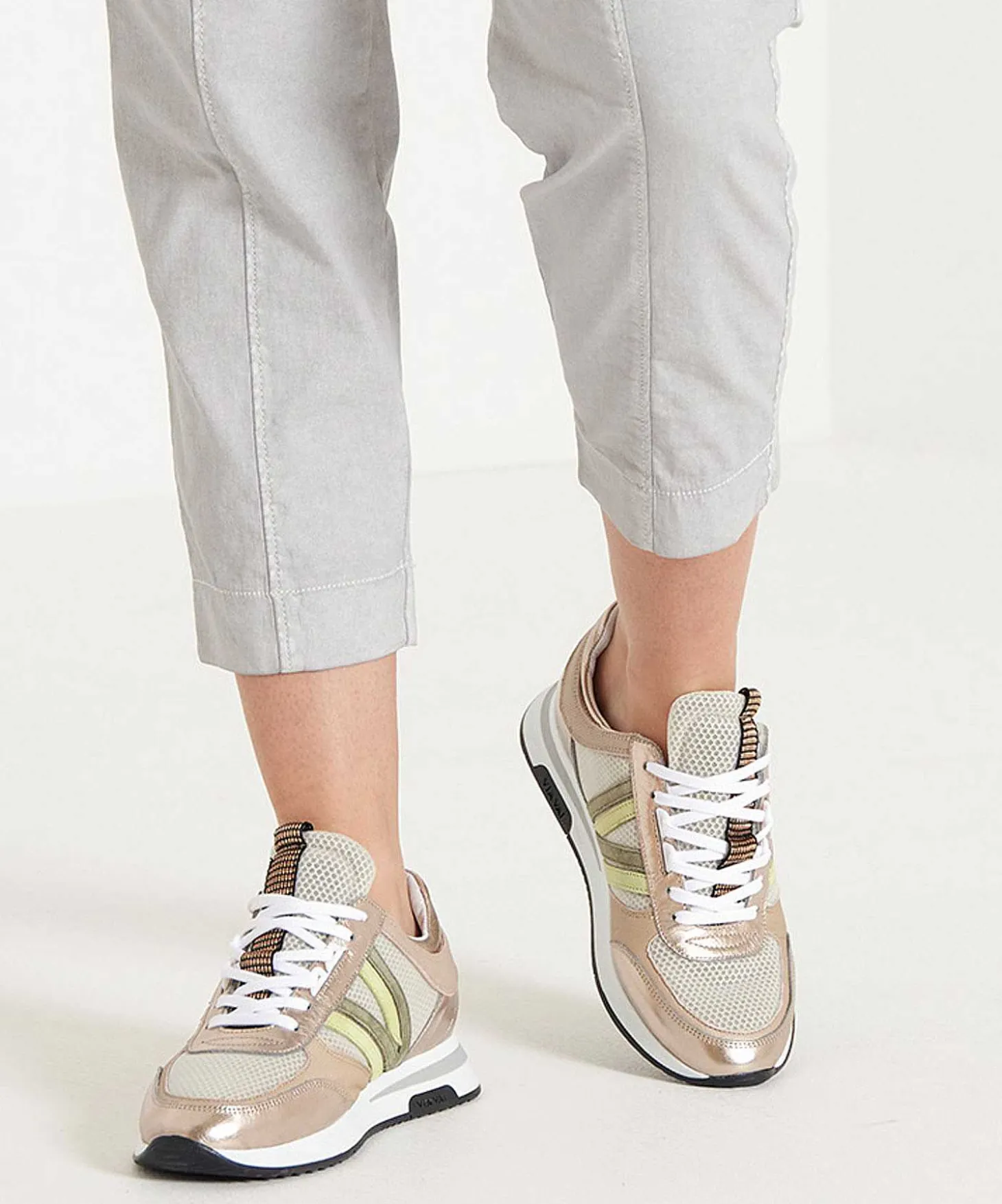 via_vai_metallic_sneaker__0-1.webp Metallic Sneaker Nora Vibe*VIA VAI Cheap