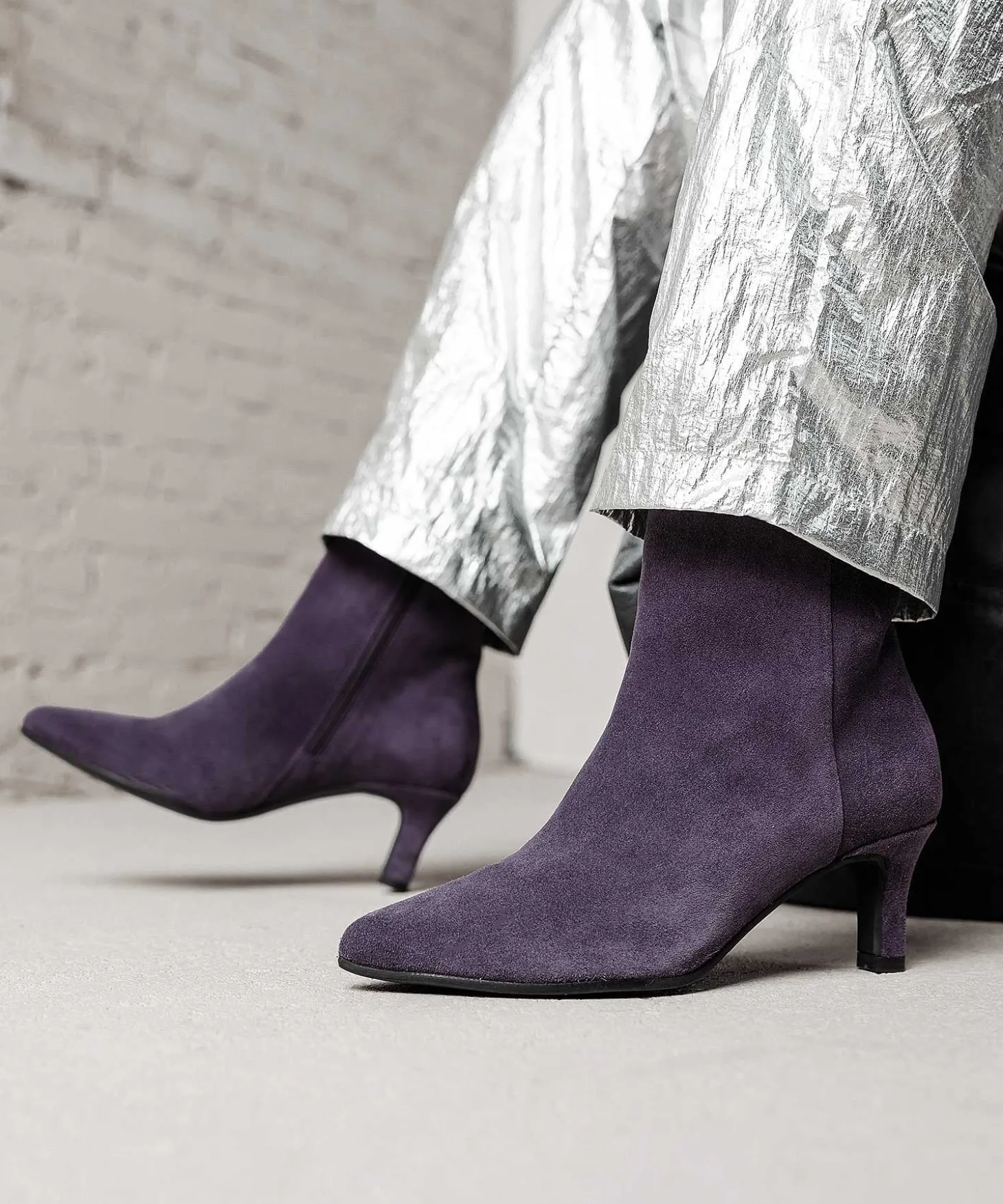 via_vai_suede_ankle_boot__3-1.webp Suede Ankle Boot Noah Lou*VIA VAI Cheap