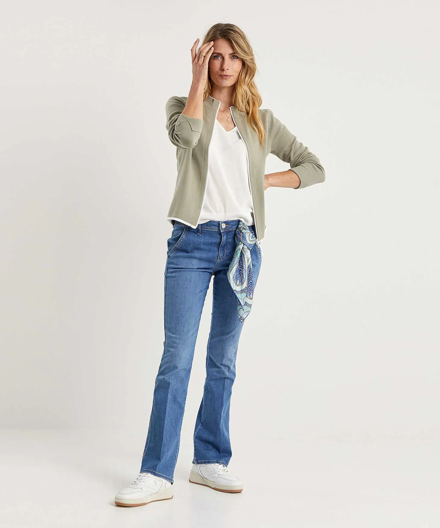 zipper_vest_contrast_pip_1-1.webp Zipper Vest Contrast Piping** Flash Sale